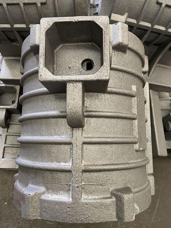 我們?cè)撊绾芜x擇電機(jī)外殼呢？